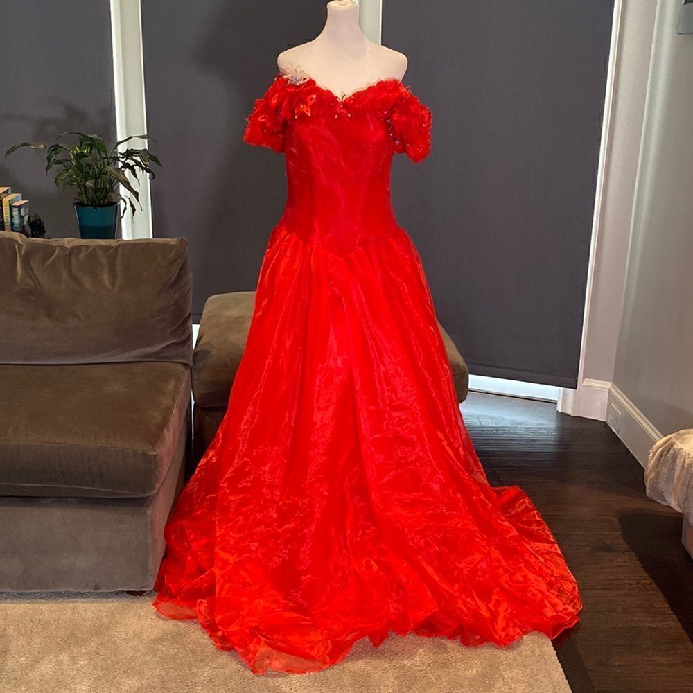 Women’s Red Fairy Tale Prom Party Dress Butterflies Corset Back Size 4 NWT